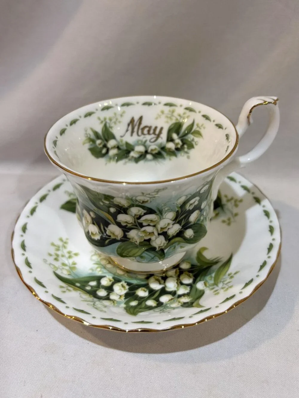 Royal Albert England Flower of the Month May Lily of the Valley Cup Saucer Set